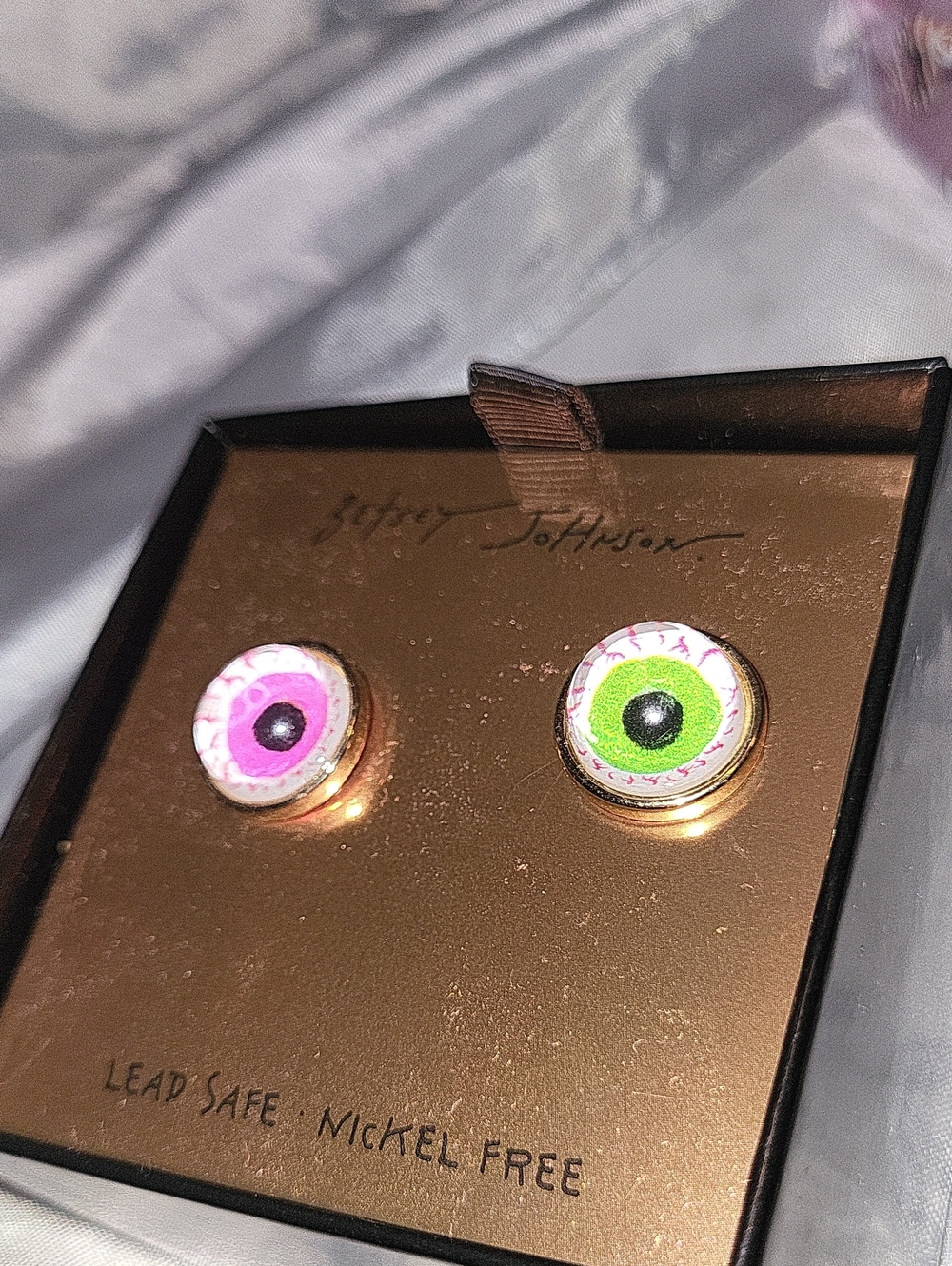Betsey Johnson Pink & Green Eyeball Stud Earrings Bnib TLm